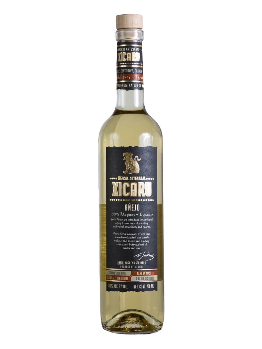 Xicaru Añejo